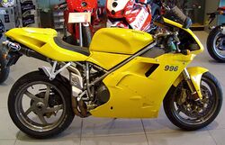 Ducati 996 2000.jpg