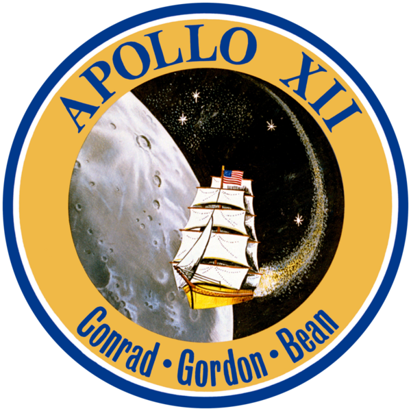 File:Apollo 12 insignia.png