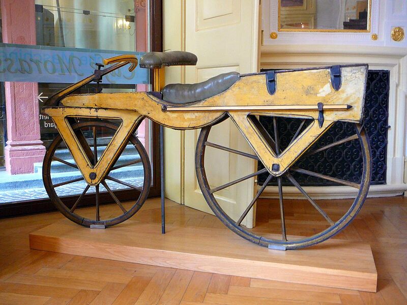 File:Draisine or Laufmaschine, around 1820. Archetype of the Bicycle. Pic 01.jpg