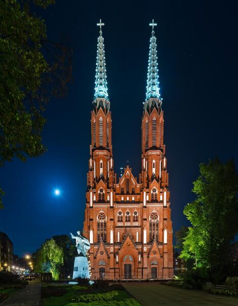 File:Kościół pw. św. Floriana, Warszawa.jpg