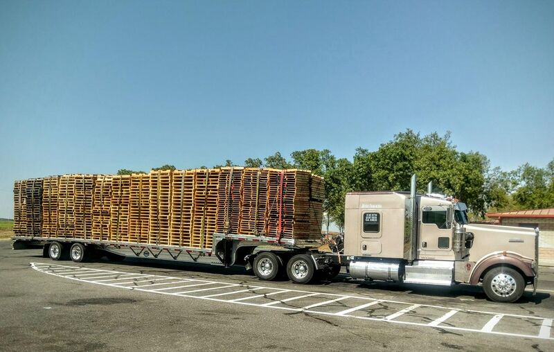 File:Truckload of pallets.jpg