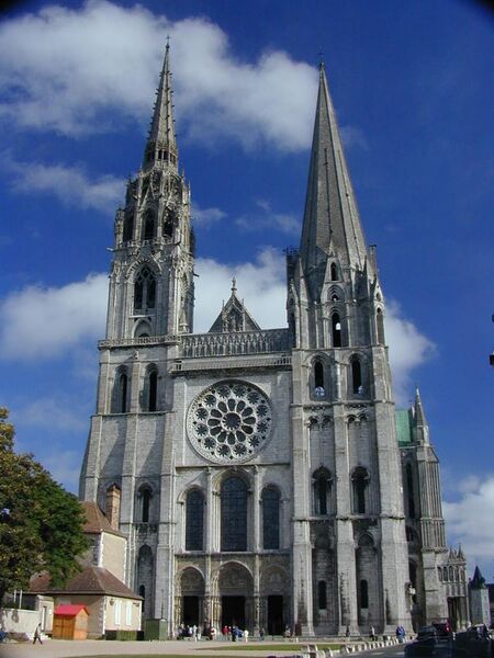 File:Chartres 1.jpg