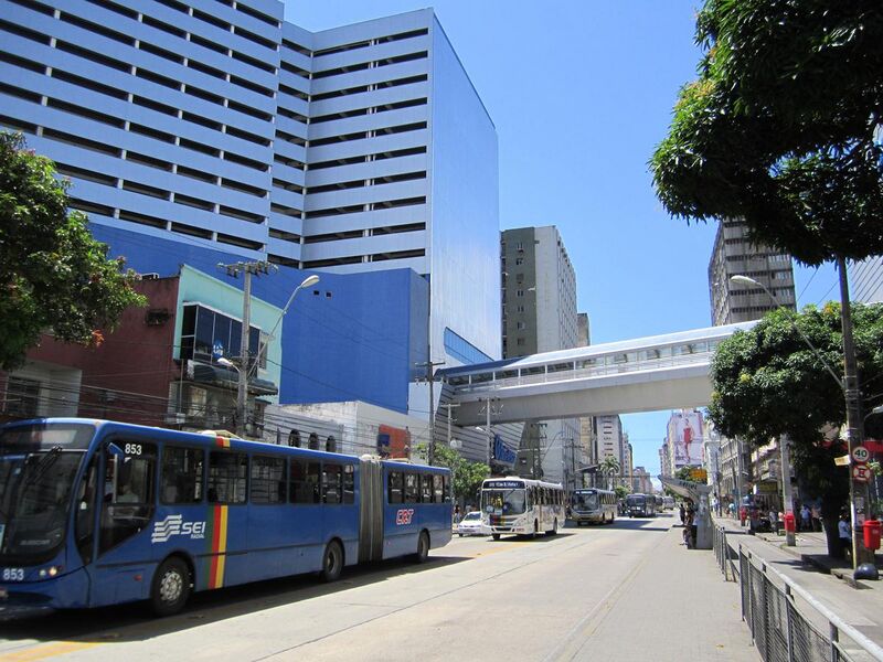 File:Corredor exclusivo de ônibus na Avenida Conde da Boa Vista - Recife, Pernambuco, Brasil.jpg