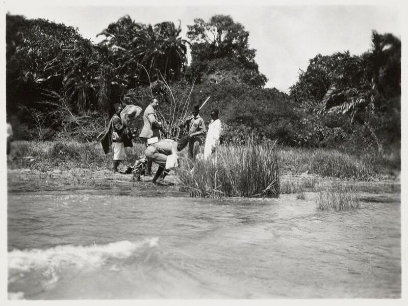 File:Sleeping sickness commission photos Wellcome L0049111.jpg