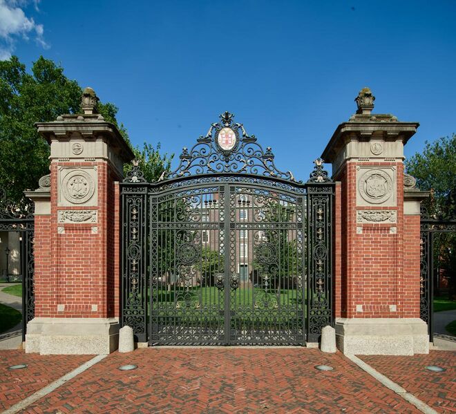 File:The iconic Van Wickle Gates at Brown University, one of America's prestigious "Ivy League" colleges, in Providence, the capital of, and largest city in, Rhode Island.jpg