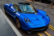 Huayra (9195221224).jpg