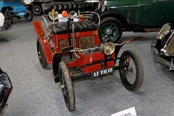 Paris - Retromobile 2012 - Decauville voiturette - 1898-1899 - 001.jpg