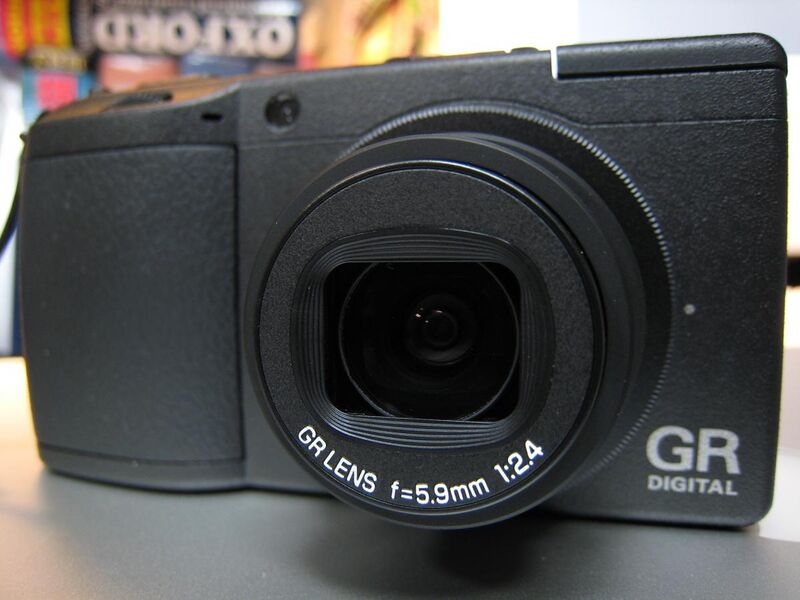 File:Ricoh GR Digital II front with lens out.jpg