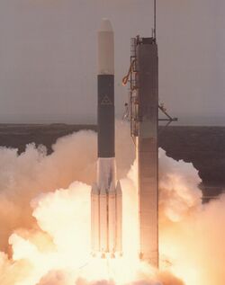 Delta 3910 rocket with SMM satellite.jpg