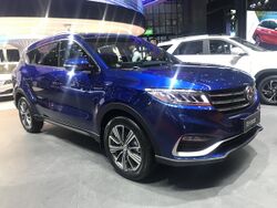 Fengguang 580 facelift 001.jpg