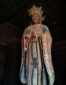 Ming dynasty statue of Brahma (梵天 Fàntiān) in Zhihua Temple (智化寺) in Beijing, China.jpg