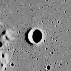 Scheele crater AS16-M-2990.jpg