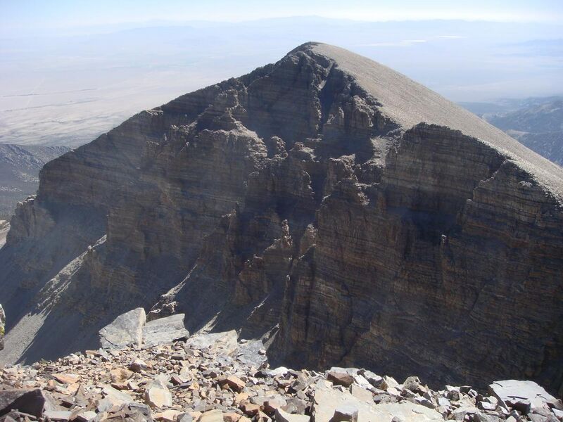 File:View of Doso Doyabi from Wheeler Peak.jpg