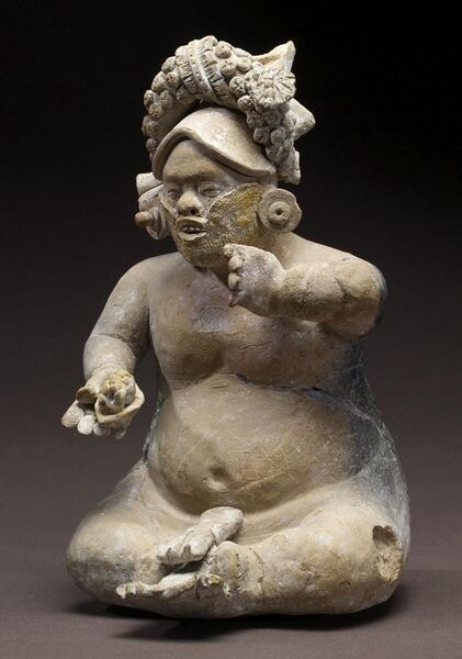 File:Mayan - Dwarf Figurine - Walters 20092036 - View A.jpg