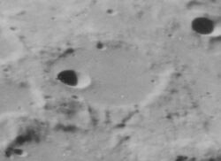 Moigno crater 4191 h1.jpg