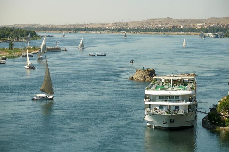 File:Nile River, Boats and feluccas, Aswan, Egypt.jpg