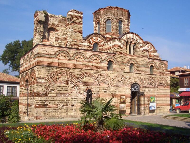 File:Pantokrator church in Nessebar (Bulgaria).jpg