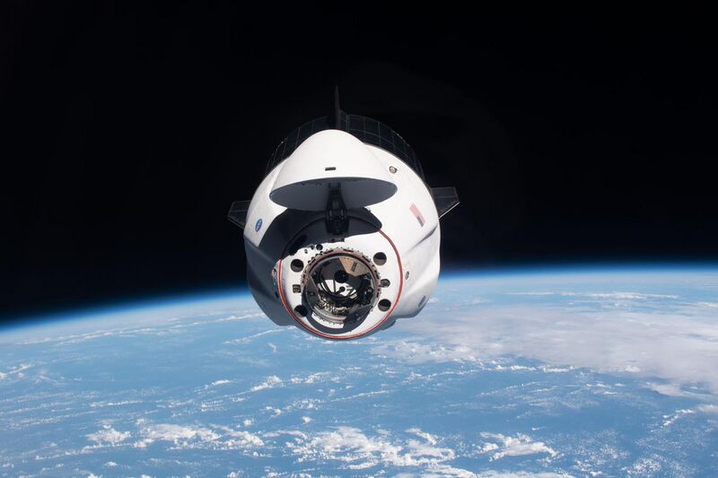 File:The SpaceX Crew Dragon Endeavour approaches the International Space Station (iss065e002231).jpg