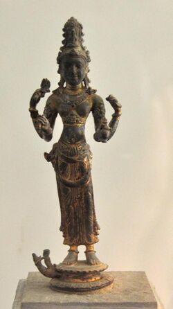 Bodhisattva Avalokiteśvara (BTLS. 591), the Museum of Vietnamese History.jpg