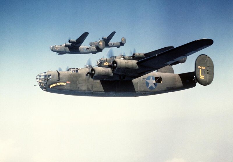 File:Consolidated B-24D Liberators of the 93rd Bomb Group flying in formation, circa in 1943 (6365079).jpg