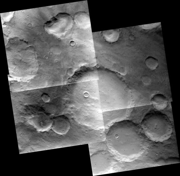 File:Gilbert crater Viking 2 mosaic.jpg