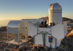 Teleskopy ASAS OGLE.jpg