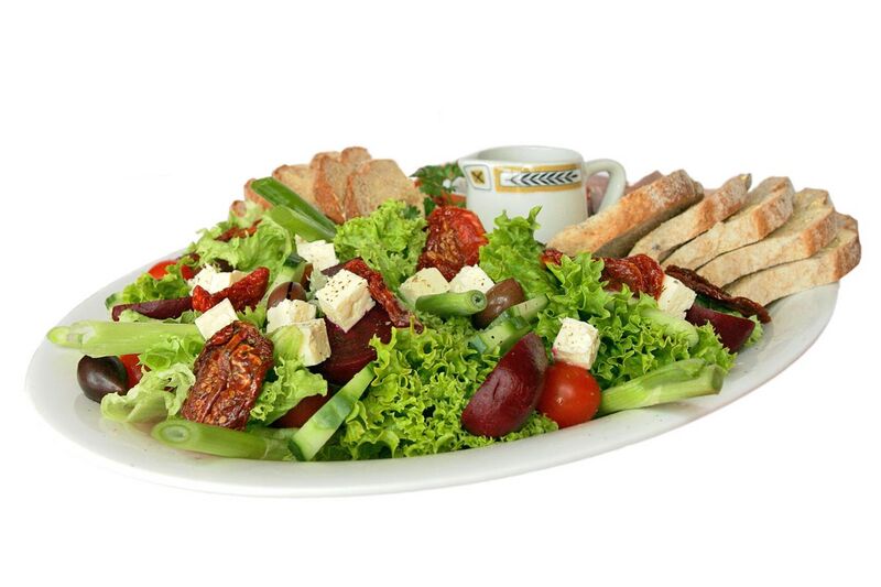 File:Salad platter.jpg
