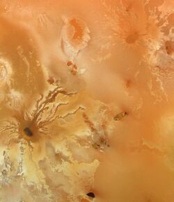 Volcanic crater with radiating lava flows on Io.jpg