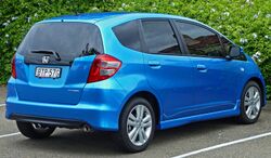 2008-2010 Honda Jazz (GE) VTi-S hatchback (2010-12-28).jpg