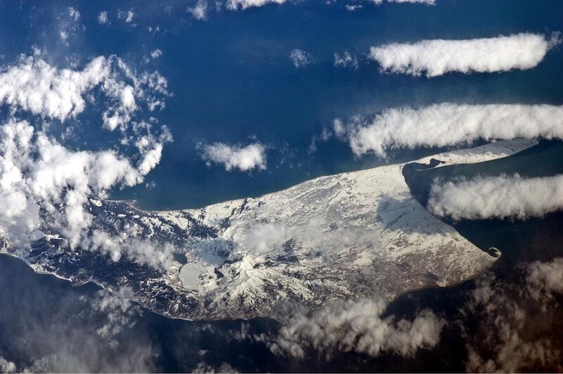 File:Golovnina (vulkan) ISS cut.jpg