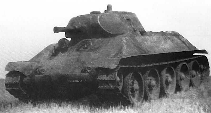 File:Medium tank A-32.jpg