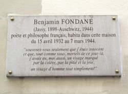 Plaque Benjamin Fondane, 6 rue Rollin, Paris 5.jpg