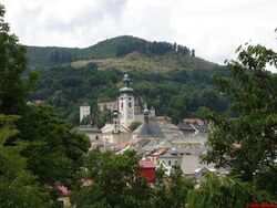 Banska Stiavnica- pohlad z Katovej ulice.jpg