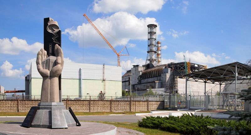 File:Chernobyl nuclear plant5.jpg
