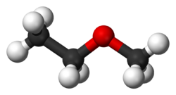 Methoxyethane-3D-balls.png