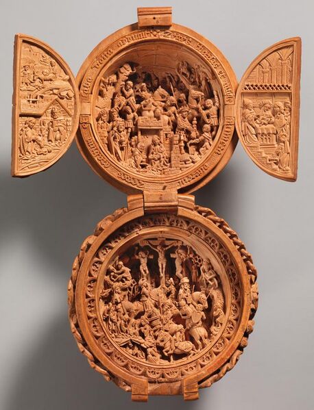 File:Prayer Bead with the Adoration of the Magi and the Crucifixion MET DP371962.jpg