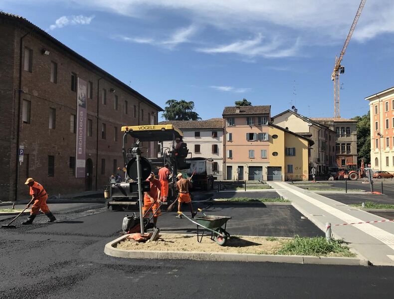 File:Public works in Reggio Emili, Italy.jpg