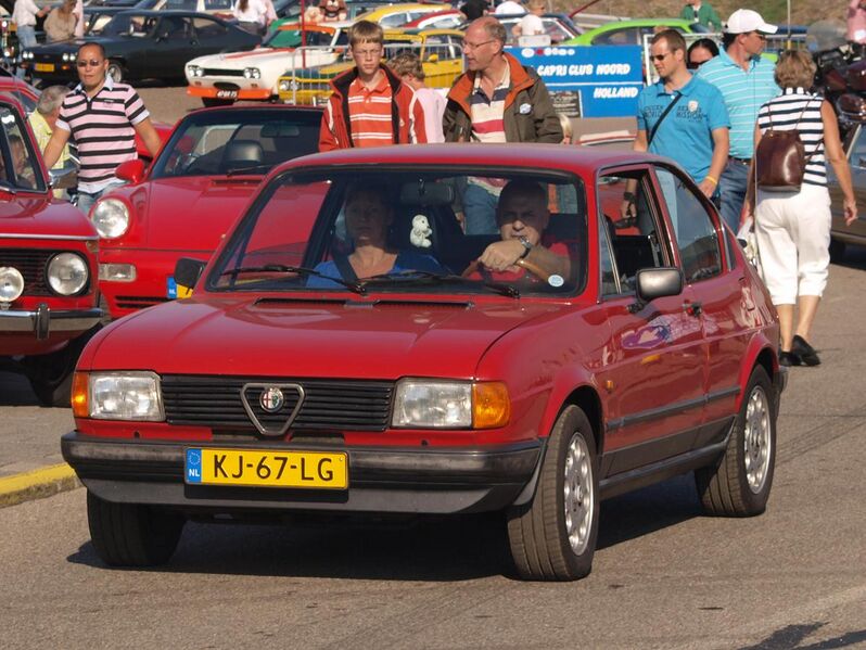 File:Alfa Romeo Alfasud SC 1.3 dutch licence registration KJ-67-LG.JPG