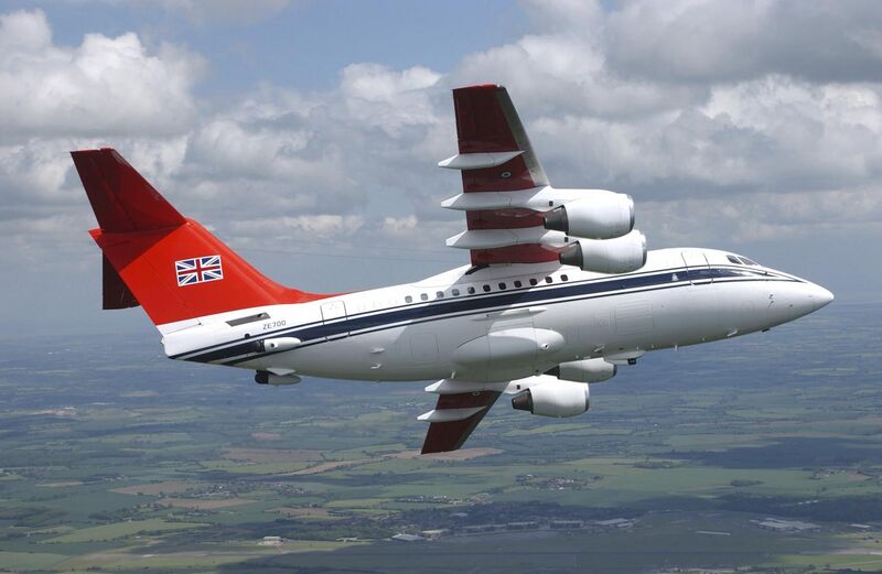 File:BAe 146 and BAe 125 aircraft Middlesex 29-05-2002 MOD 45140428.jpg