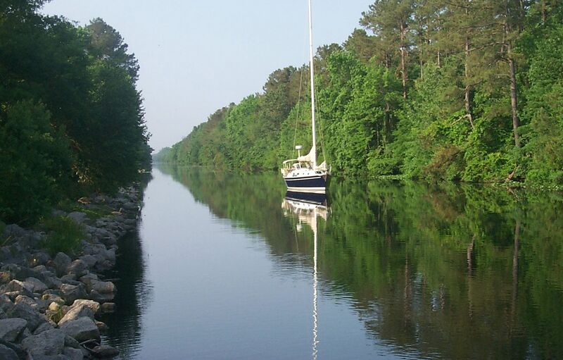 File:Great Dismal Swamp Canal.jpg
