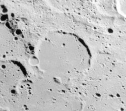 Gum crater AS15-M-2762.jpg