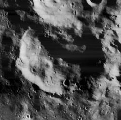 Idel'son crater 4006 h1.jpg