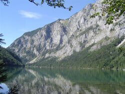 Leopoldsteinersee.jpg