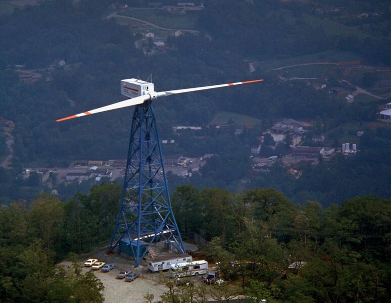 File:NASA Mod 1 wind turbine.jpg