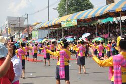 Traditional Bung Fai dance.JPG