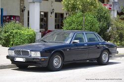 1989 Jaguar Sovereign (6368338167).jpg