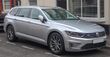 2018 Volkswagen Passat GTE Advance S-A 1.4 Front.jpg