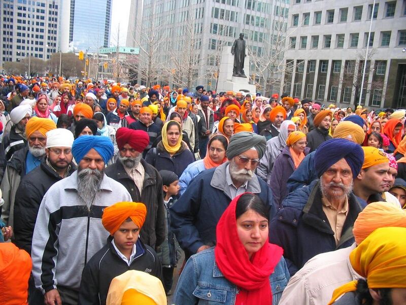 File:Sikhs on the move!.jpg