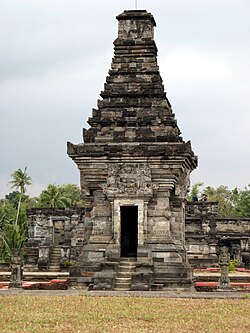 Candi Panataran Dated Temple, Java 1288.jpg