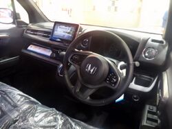 Honda N-WGN Custom L・Turbo Honda SENSING (DBA-JH3) interior.jpg